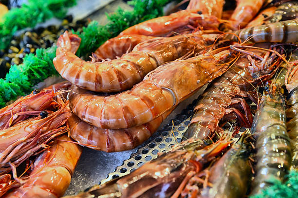 istock seafood in the sea market 483047241