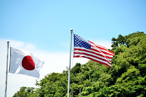 istock Hinomaru and Stars and Stripes 483050168