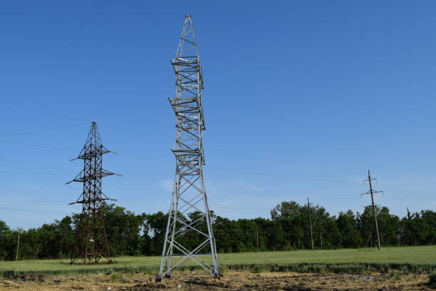 istock Construction of a high-voltage power line. 483053544