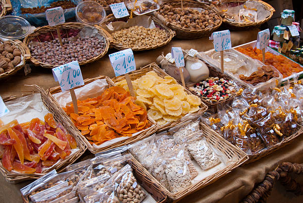 istock Fruit market in Palermo, Sicily 483073099