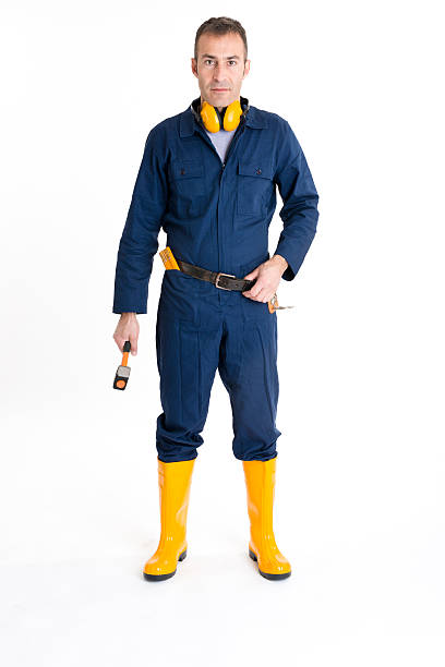 istock Portrait of an handsome Worker using a hammer 483073613