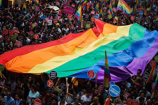 gay pride istanbul - protest turkey istanbul europe stock-fotos und bilder