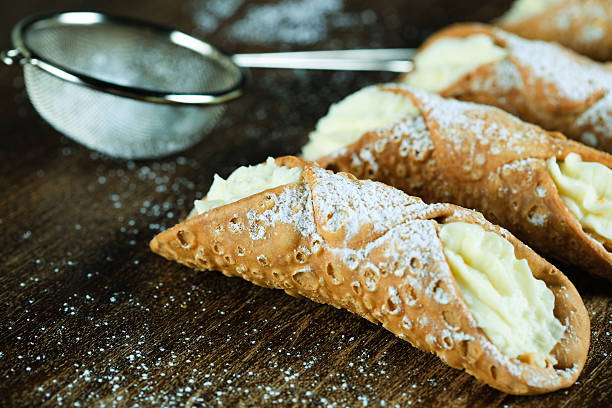 Cannoli Italian pastry Cannoli Italian pastry cannoli photos stock pictures, royalty-free photos & images