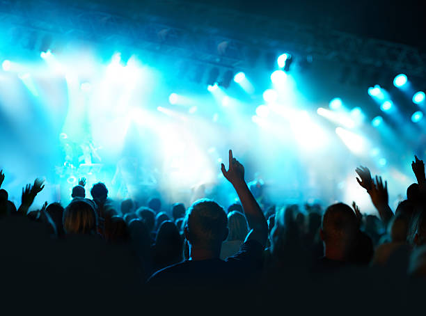 istock Lost in the music 483076311