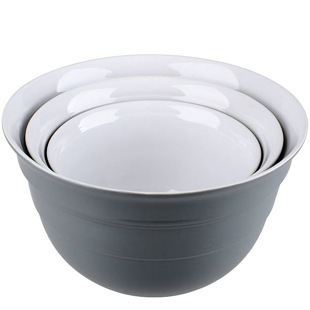istock Set Of Plastic Mixing Bowls Isolated 483079213