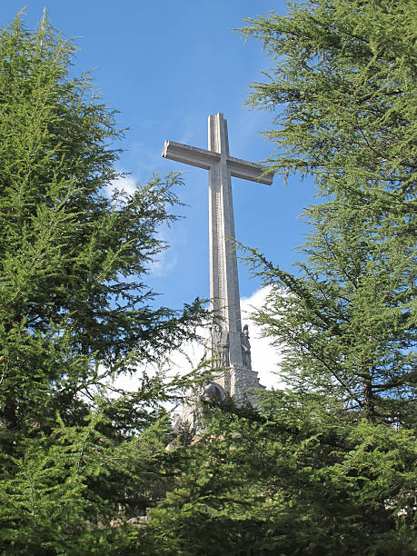 istock large cross Valley of the Fallen (Valle de los Caidos) 483080771