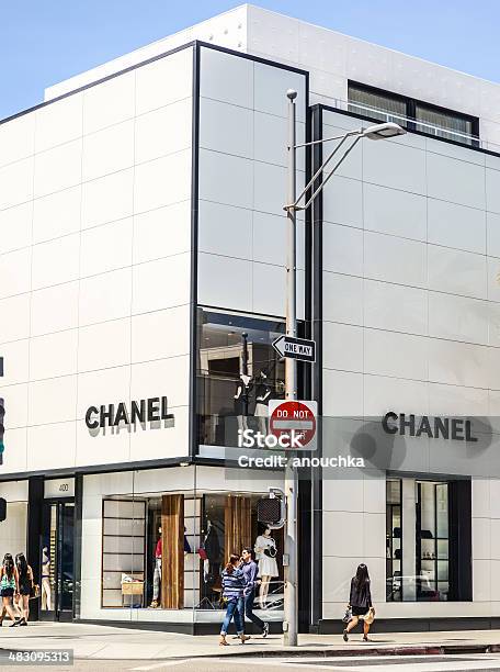 Photo libre de droit de Magasin Chanel Sur Rodeo Drive À Beverly Hills Étatsunis banque d'images et plus d'images libres de droit de Affaires