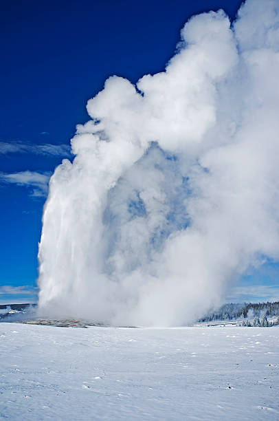 istock Old Faithful in winter 483097337