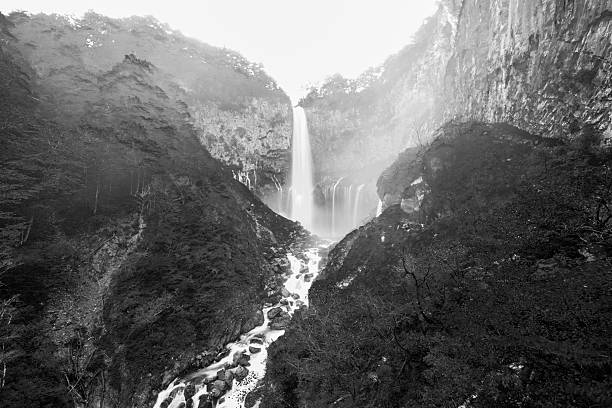 istock Kegon no taki, waterfalls 483113064