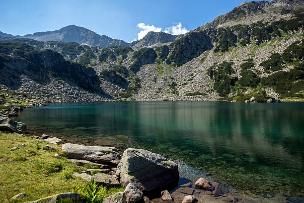istock Banderishko Fish Lake, Pirin Mountain 483118594