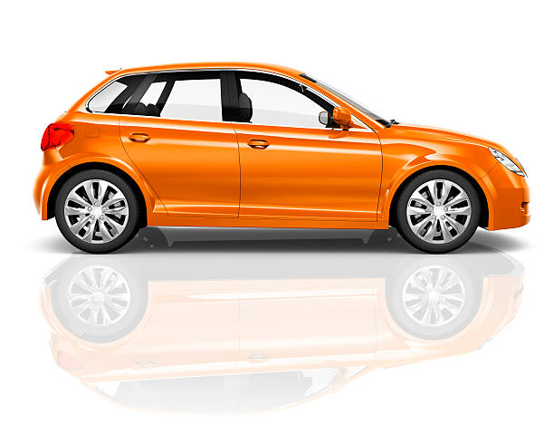 3 d orange sedán sobre fondo blanco - coche eléctrico coche alternativo fotos fotografías e imágenes de stock