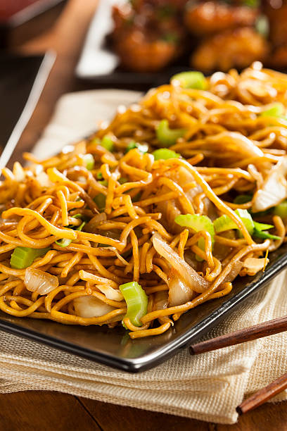 istock Asian Chow Mein Noodles 483120289