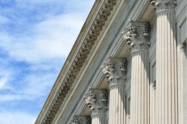 istock Side View of Philadelphia Free Library 483130226