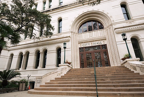 city hall em san antonio, texas - guildhalls imagens e fotografias de stock