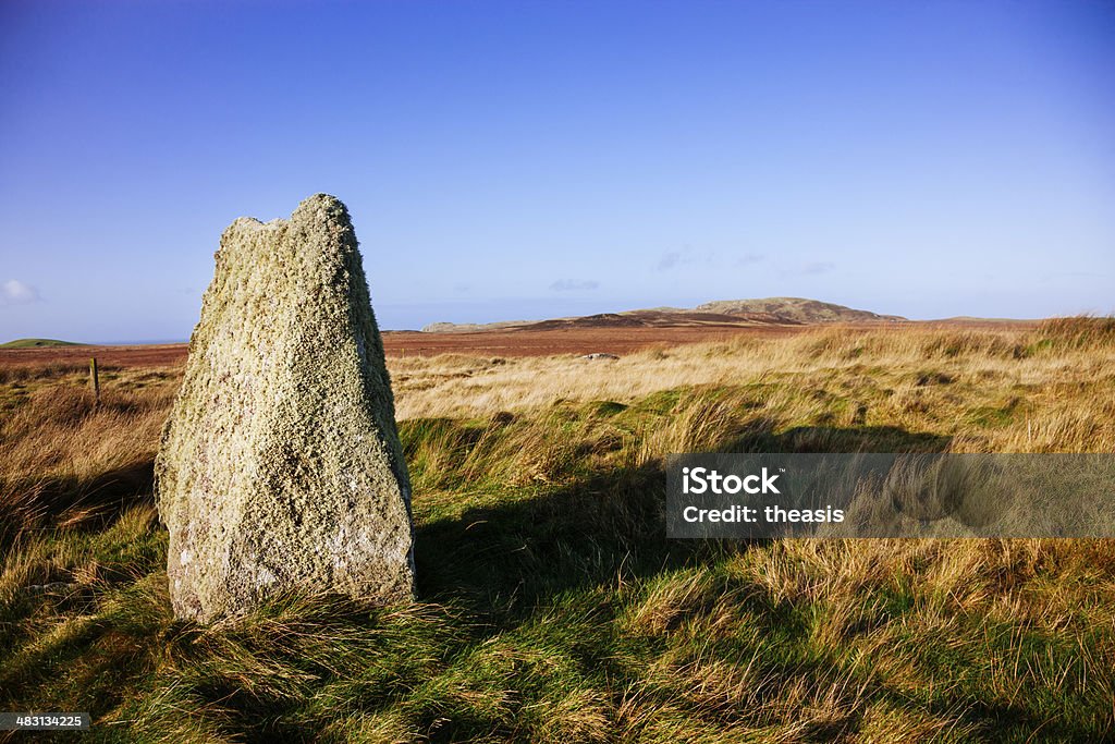 Islay Stone Circle One of the standing stones of Cultoon stone circle on the isle of Islay in the Inner Hebrides, Scotland. Islay Stock Photo