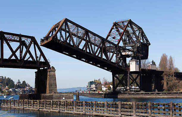 istock Ballard Locks Railroad Bridge 483139061