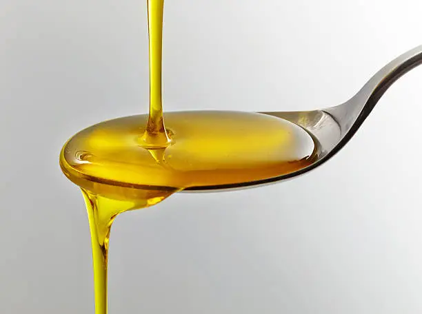 Photo of pouring cooking oil