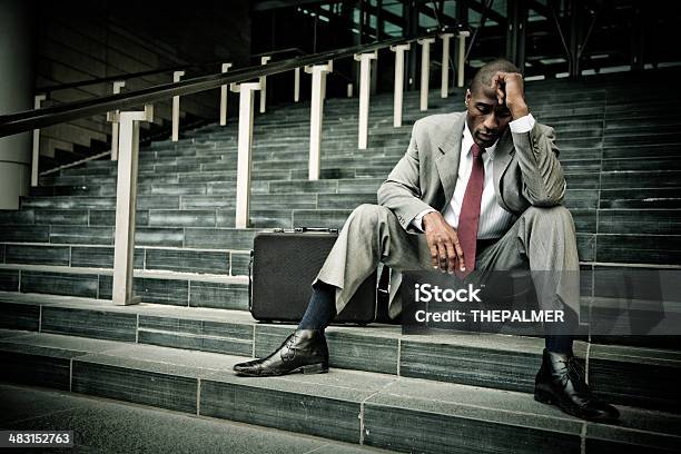In Totale La Disperazione Imprenditore Licenziato - Fotografie stock e altre immagini di Afro-americano - Afro-americano, Businessman, Affranto