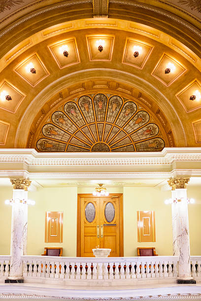 bâtiment du capitole de l'état du dakota du sud - south dakota pierre state capitol building usa photos et images de collection