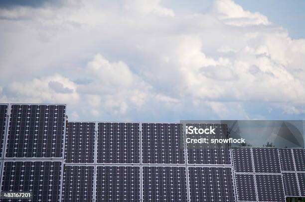 Foto de Usina De Energia Solar Coletor De Big Sky e mais fotos de stock de Eletricidade - Eletricidade, Elétron, Energia solar