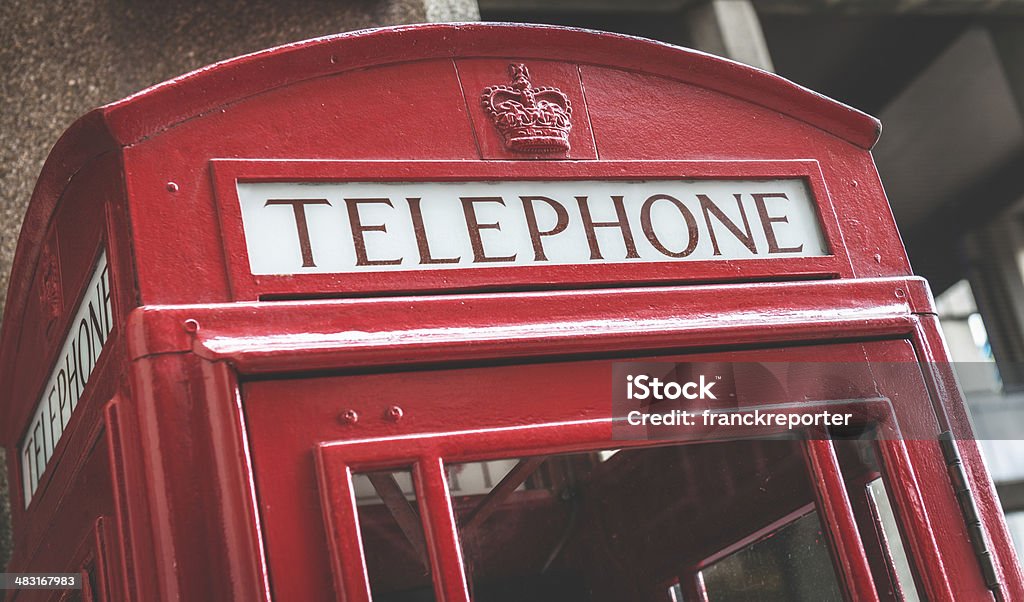 Rouge cabine téléphonique à Londres - Photo de Angleterre libre de droits