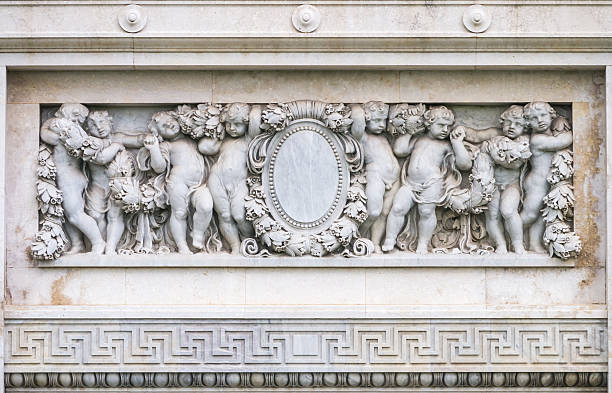 istock Art structure around The Ananta Samakhom Throne Hall 483168799