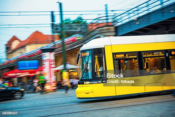 노란색 트램 굴절률은 Ruhleben 케이블 카에 대한 스톡 사진 및 기타 이미지 - 케이블 카, 도착, 도시