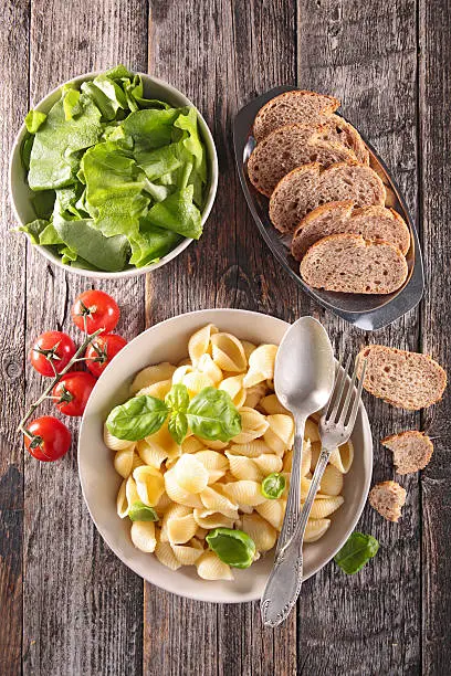 pasta,salad and bread