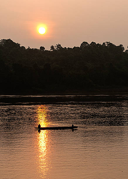 istock Mekong Fisherman At Sunset 483201227