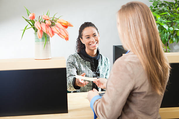Bank Teller Pictures | Download Free Images on Unsplash