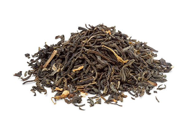 istock Heap of dried green tea 483227008