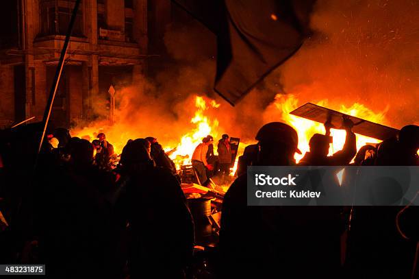 反政府で暴動 Kyiv ウクライナ - キーウ市のストックフォトや画像を多数ご用意 - キーウ市, 戦争, ウクライナ