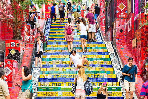 selarón-treppe in rio de janeiro, brasilien - rio de janeiro brazil steps staircase stock-fotos und bilder