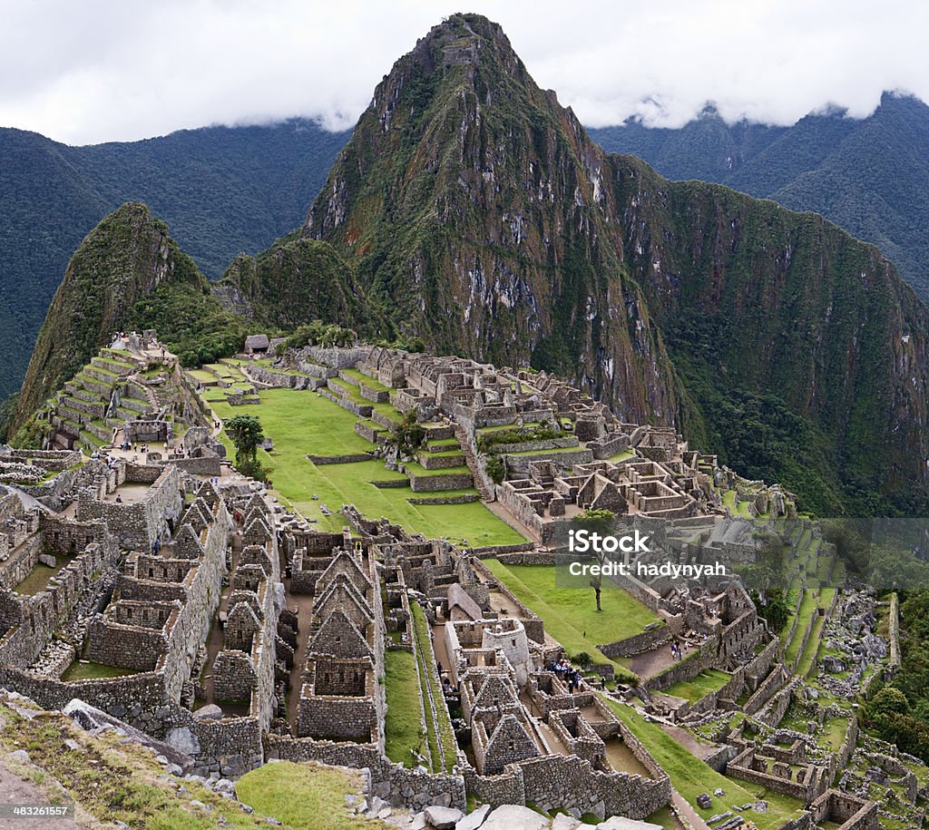 Panoramiczny widok z Machu Picchu 27MPix XXXXL - Zbiór zdjęć royalty-free (Ameryka Południowa)