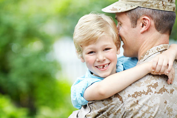istock Glad to have his daddy home 483262925