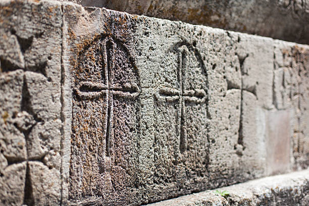 cruzamentos gandzasar mosteiro de parede - monkhood - fotografias e filmes do acervo