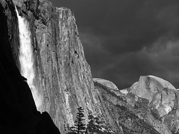 istock Yosemite Storm in Black and White 483301288