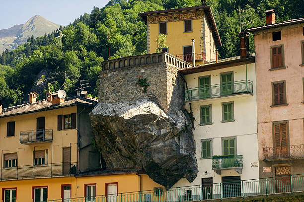 istock Dezzo of Scalve 483317411