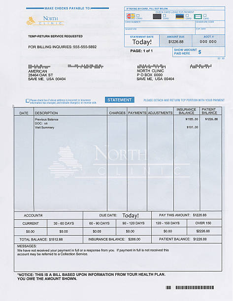 fausse medical facture - past due photos et images de collection
