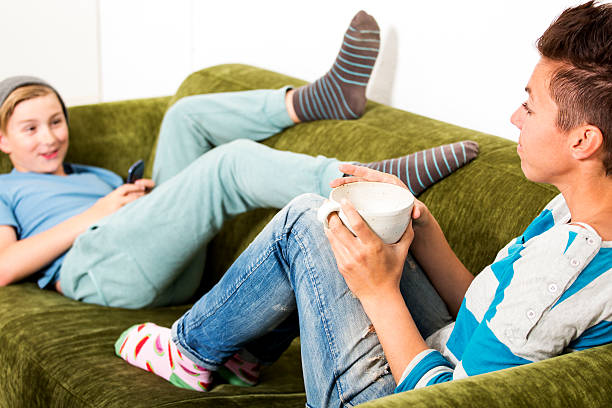 istock Mother and son in a couch 483322234