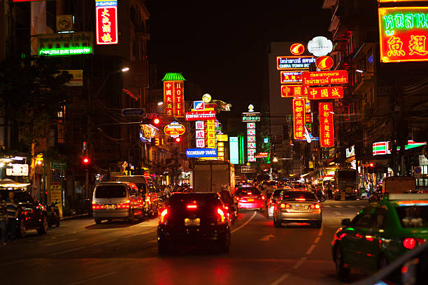 istock Night lights of Yaowarat Road 483328538