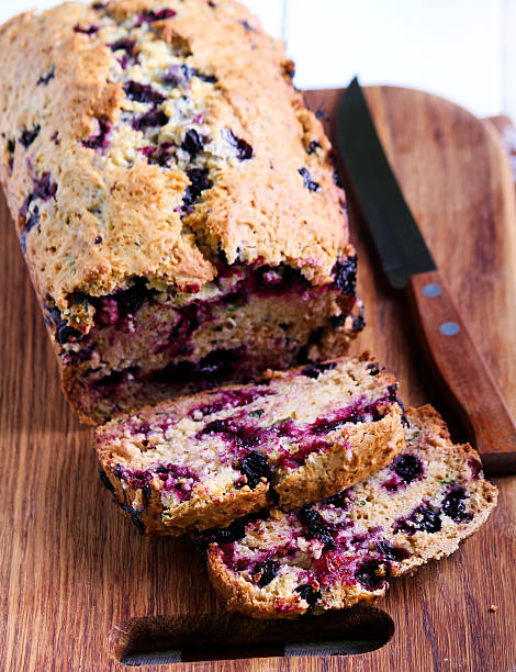 istock Berry, mint and spelt flour teacake 483330856