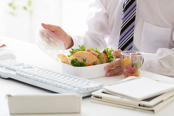 almuerzo de oficina - bento fotografías e imágenes de stock