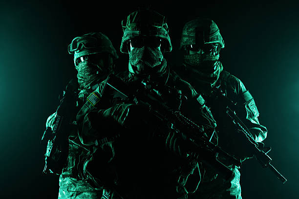 istock paratroopers airborne infantry 483342926