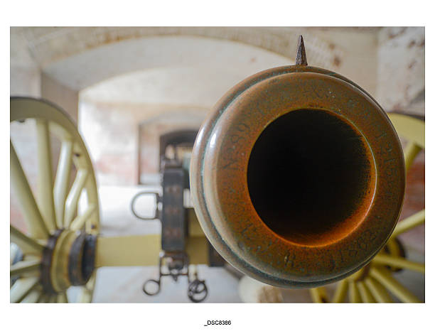 istock Civil War era cannon at Fort Point San Francisco 483347997