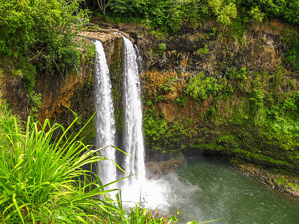 istock Manawaiopuna Falls Kauai 483363516