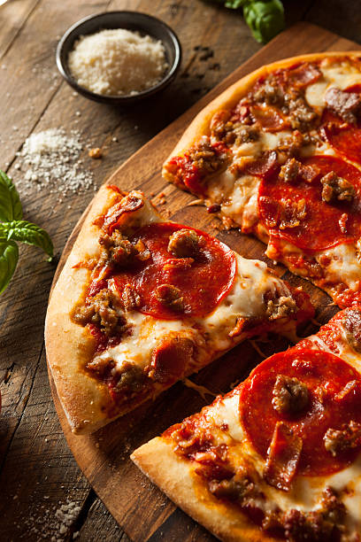 istock Homemade Meat Loves Pizza 483367766