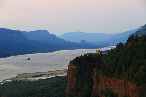 istock Vista House on Crown Point 483372286