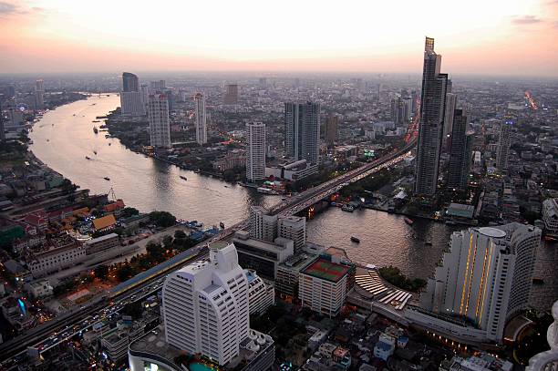 istock Bangkok Skyline at sunset, Thailand 483372561