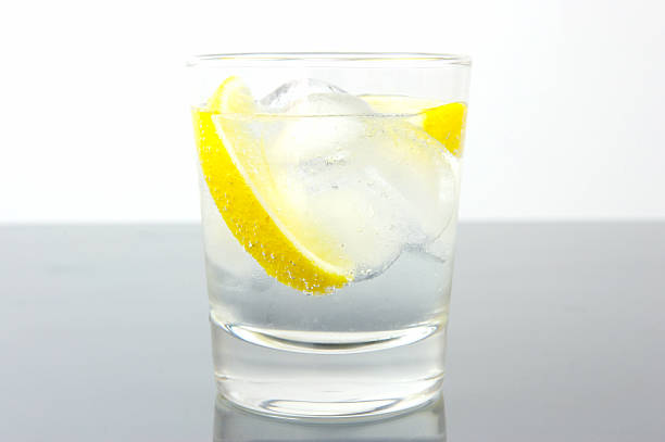 istock Twist Of Lemon 483402238